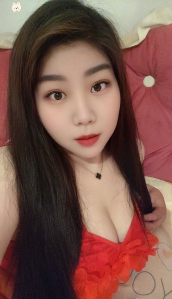 约会广州越秀区的依依